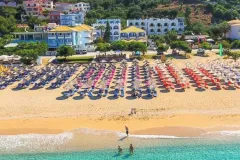 Elia-beach-Vrahos-Aries-1-870x555