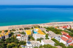 Elia-beach-Vrahos-Aries-2-870x555