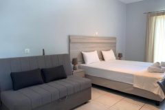 Elia-beach-Vrahos-Aries-5-870x555