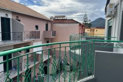 villa-nidri-port-ariestravel-27-870x555