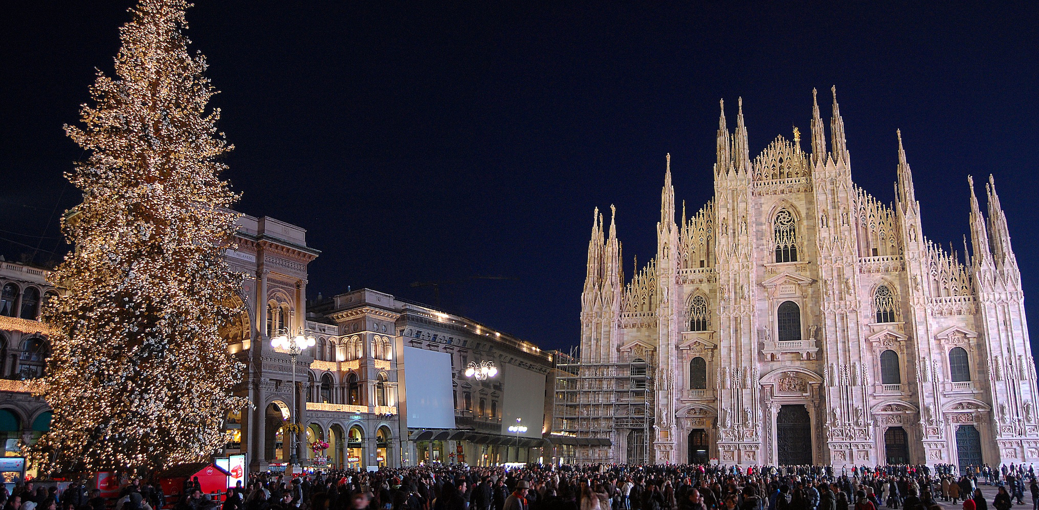 You are currently viewing Нова Година 2023 – Милано (Лугано-Комо-Џенова-Бергамо-Верона) – Сигурна Реализација
