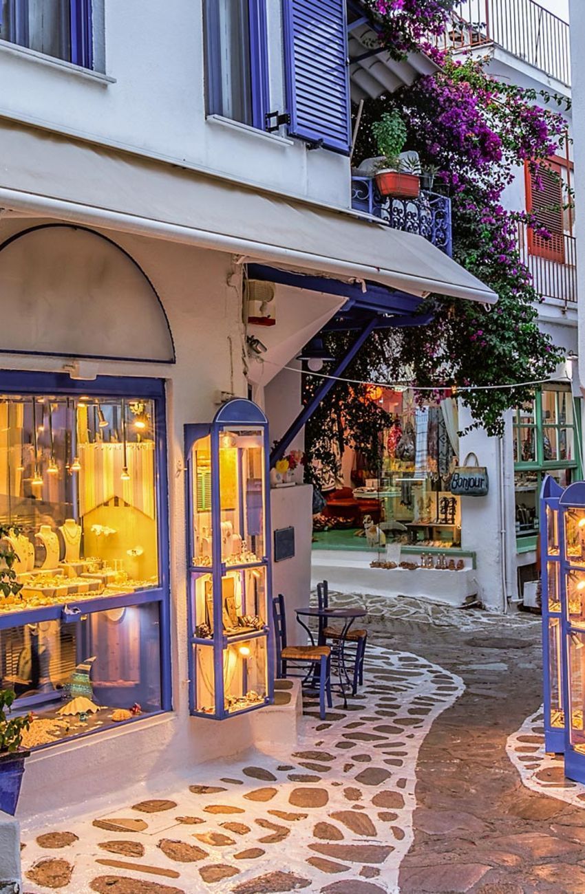 You are currently viewing Алкмене Студиос – Скијатос 2026